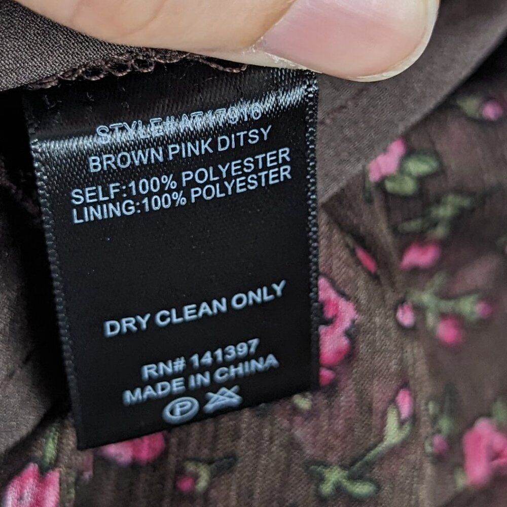 ASTR the Label Floral Print Smocked Babydoll Top in Brown Pink Ditsy - Picture 9 of 9